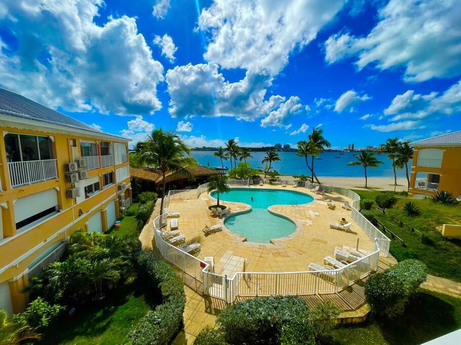 Superbe Studio Lumineux, Vue Sur Piscine Et Mer Байе-Неттл Экстерьер фото
